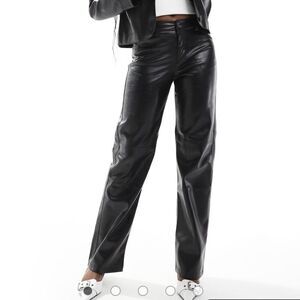 Berksha black faux leather straight leg pants size 30